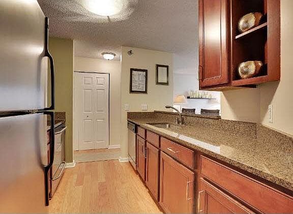 4th image of 6030 Chasewood Parkway