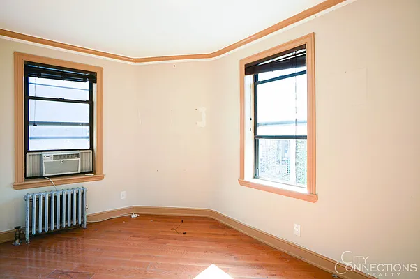 Rented by City Connections Realty | media 10