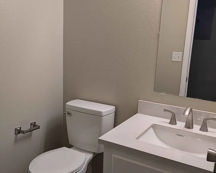 624 Lakeview Dr #C — Photo 8