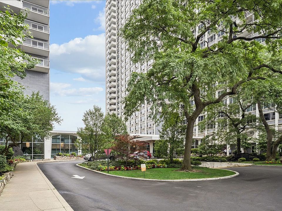 1st image of 4250 N Marine Dr APT 2836