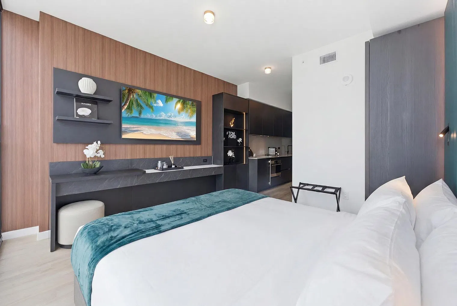 Studio, 1.0 bath, 344 sqft, $6,308 — Photo 3