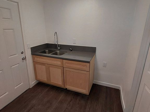 3rd image of 127 N Ditman Ave Unit 4