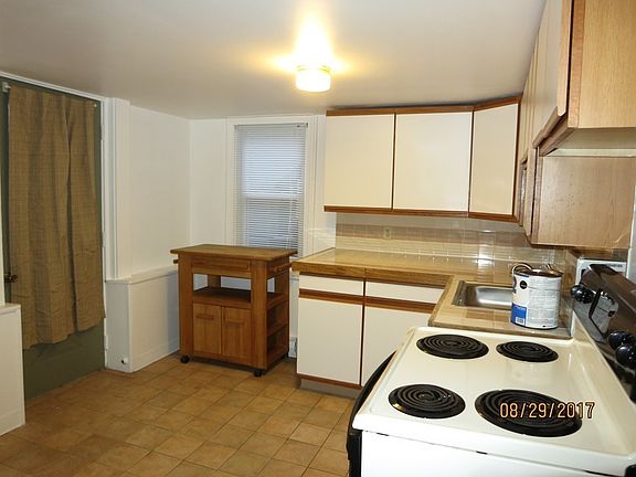 4th image of 27 Parker Hill Ave #1