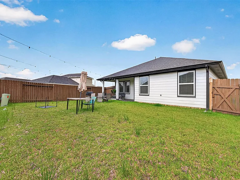 4222 Zeke Estates Ln — Photo 45