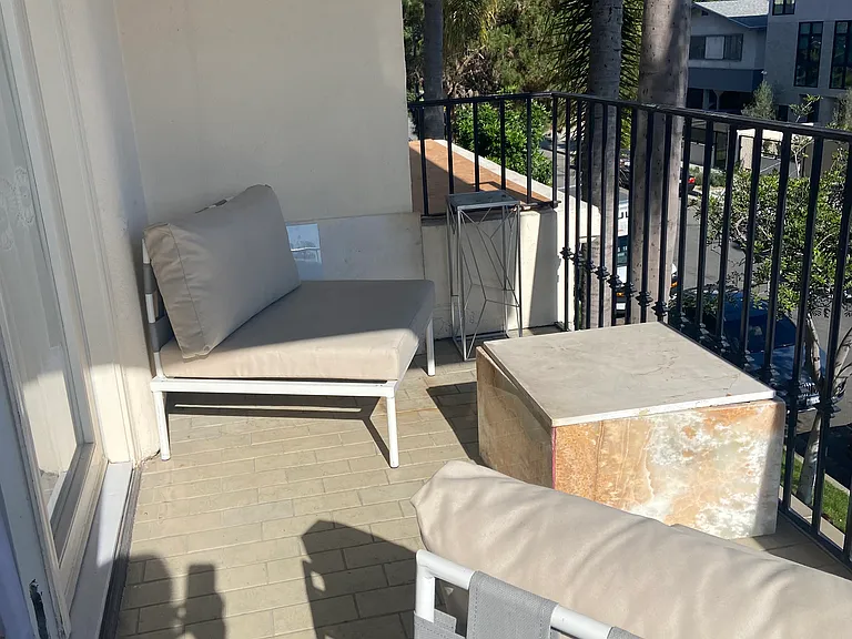 435 Arnaz Dr #201 — Photo 21