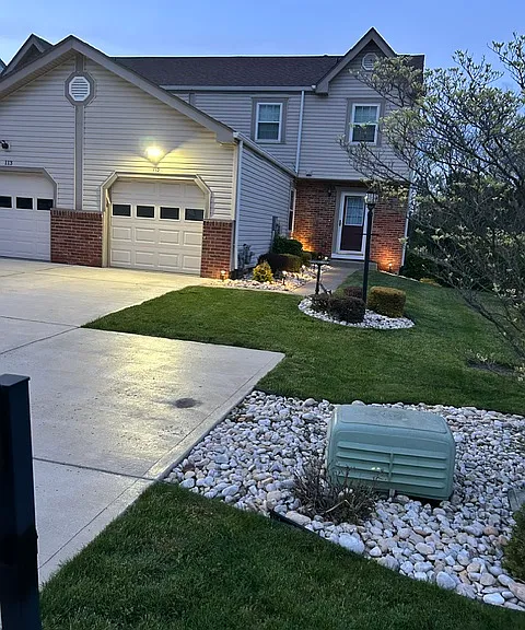 115 Villa Dr — Photo 3