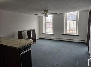 98 Canal St #1, Blackstone, MA 01504
