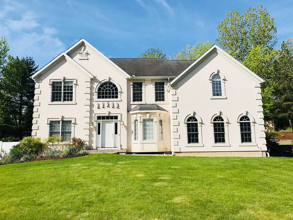 1st image of 23 Siena Dr