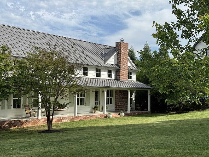 1st image of 4616 Cummings Cove Dr
