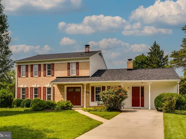 5404 Marlin St, Rockville, MD 20853