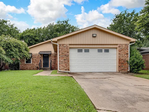 502 Circleview Dr, Mansfield, TX 76063
