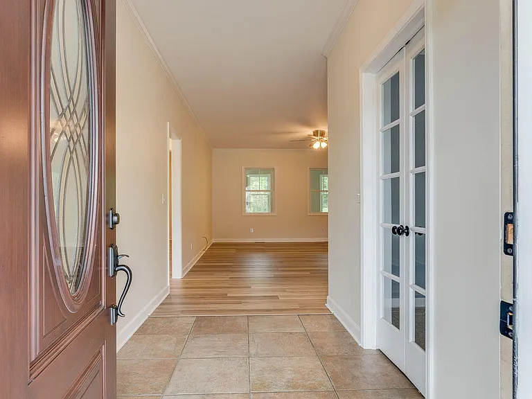 707 Victoria Lee Way — Photo 4