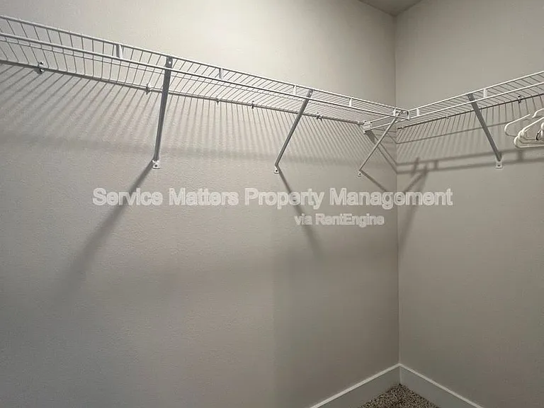 1615 Iroquois Ct — Photo 21
