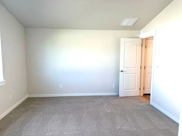 11121 Bluefield Dr — Photo 11