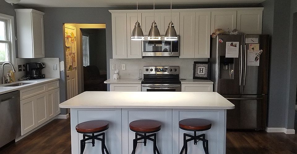 2nd image of 908 Sweet River Ct