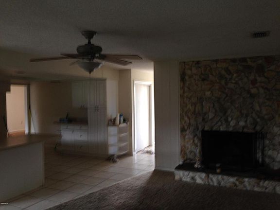3rd image of 745 Hibiscus Dr