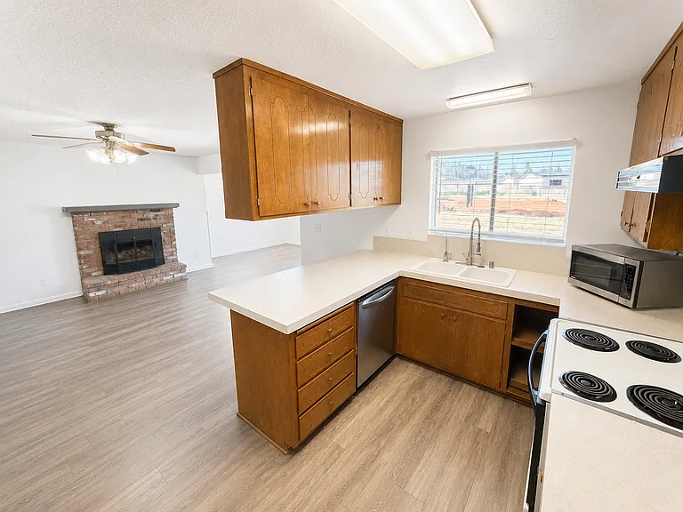1763 Whitaker Rd — Photo 11
