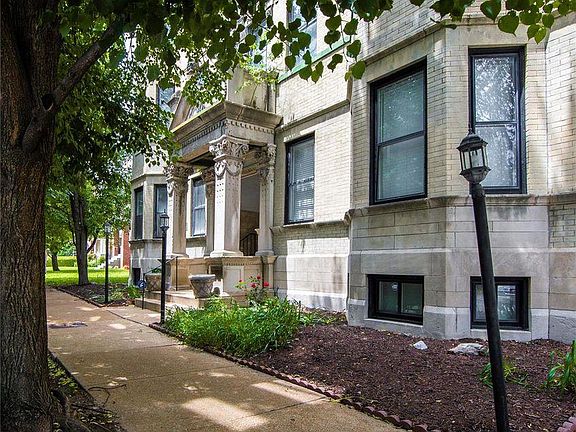 Sidewalk View