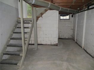 2500 44th St, Des Moines, IA 50310