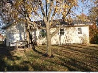 1532 Tekary St, Lebanon, MO 65536