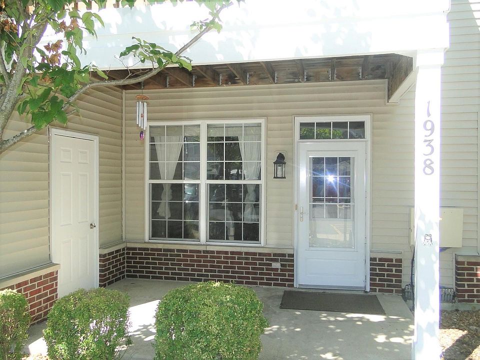 1st image of 1938 Parkside Dr #1938