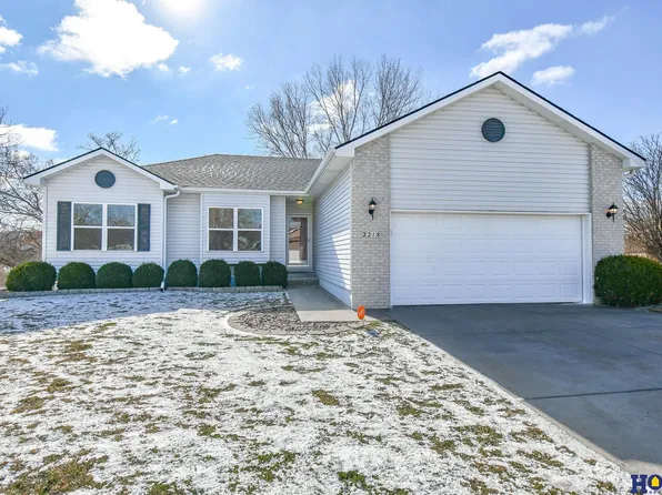 2218 N 82nd St, Lincoln, NE 68505