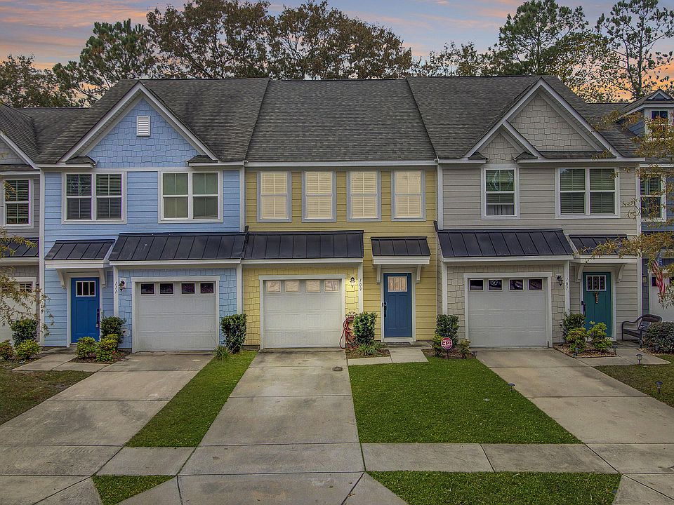 1st image of 109 Grand Palm Ln