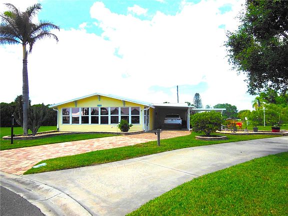 3rd image of 4281 SW 10th Ave