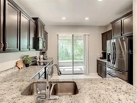 6402 Yellow Buckeye Dr — Photo 14