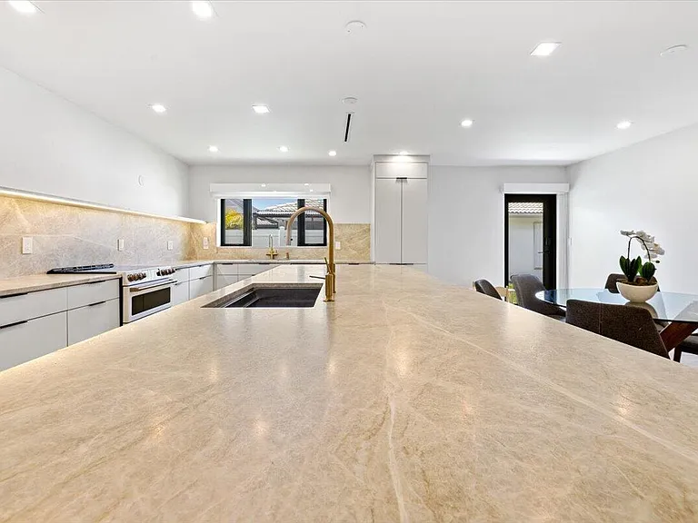 6897 Terra Tranquila Dr — Photo 9