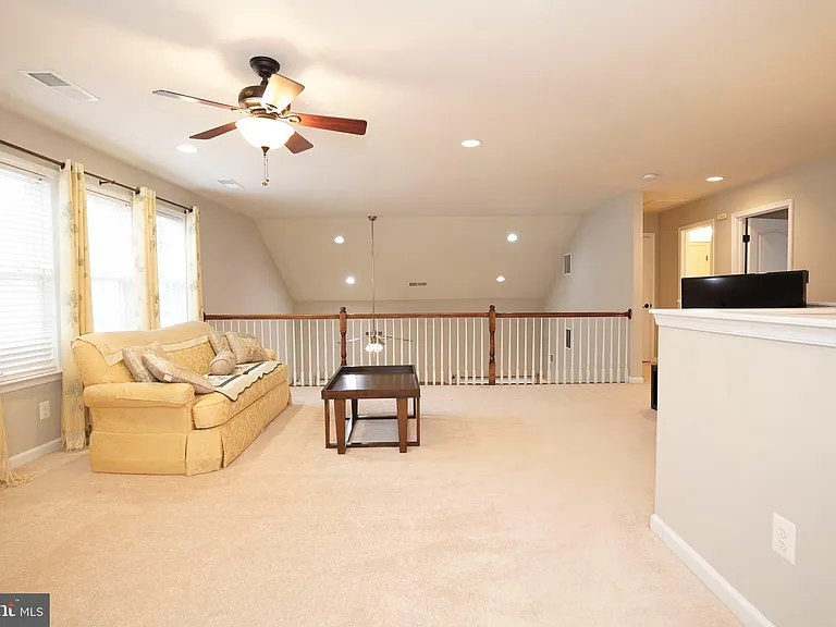 20779 Crescent Pointe Pl — Photo 27