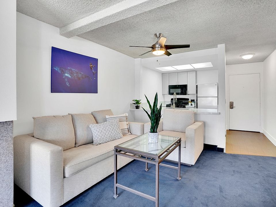 1 BRS Livingroom