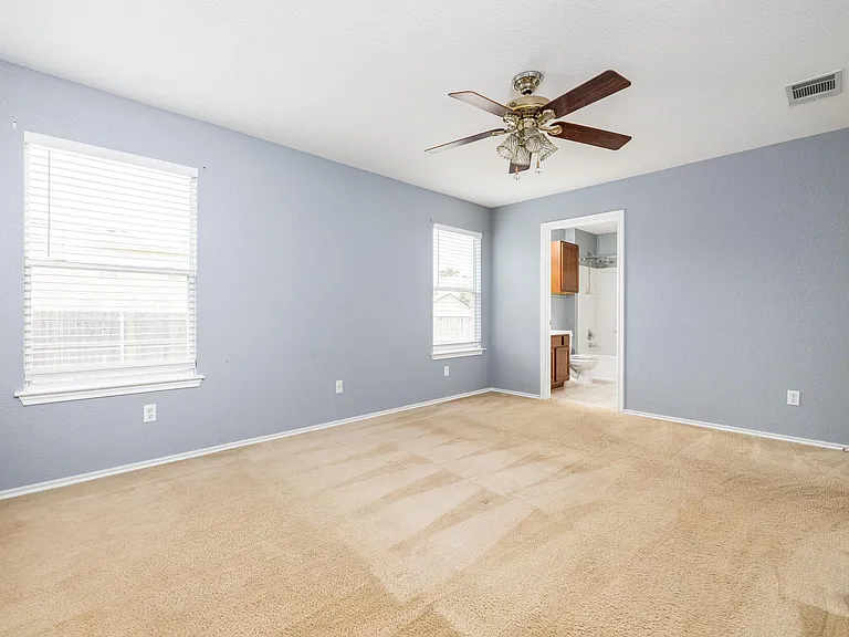 190 Quarter Ave — Photo 13