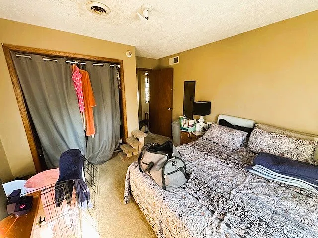 1 bed, 900 sqft, $750 — Photo 2