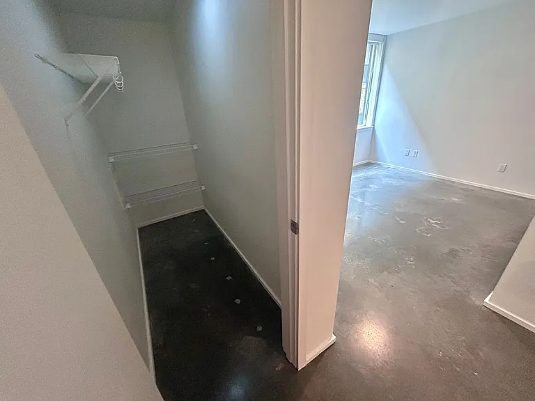 Summit Flats — Photo 12