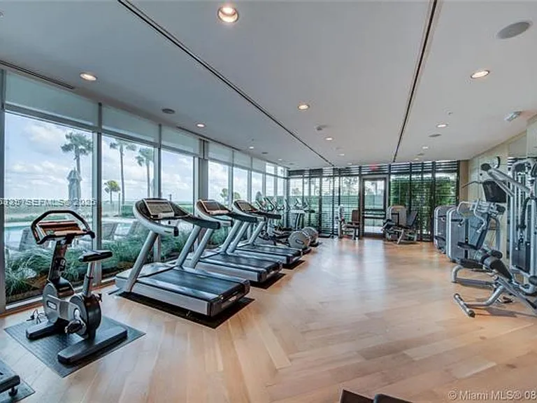 350 Ocean Dr #304N — Photo 41