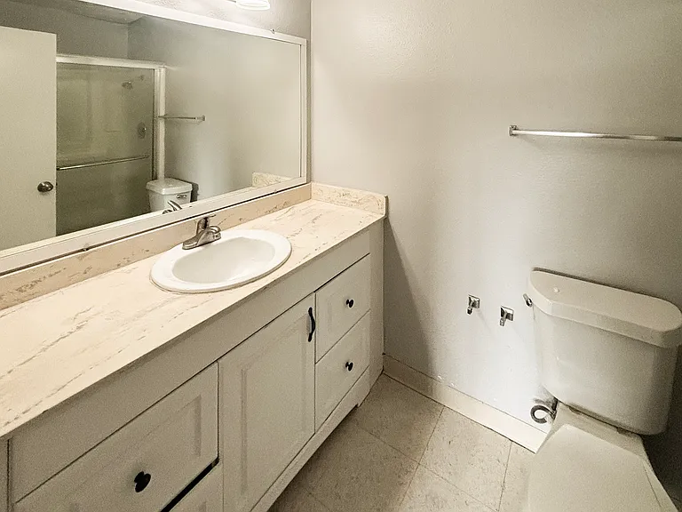 389 S Lincoln Ave #11 — Photo 10