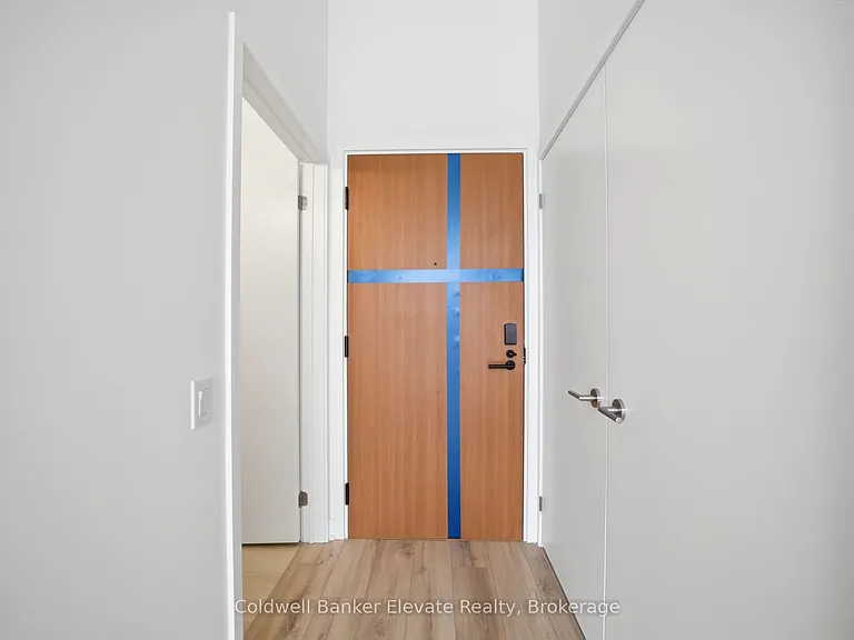 1660 Bloor St W #102 — Photo 4
