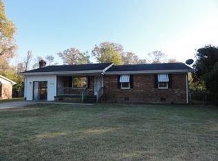 711 James Dr, Washington, NC 27889