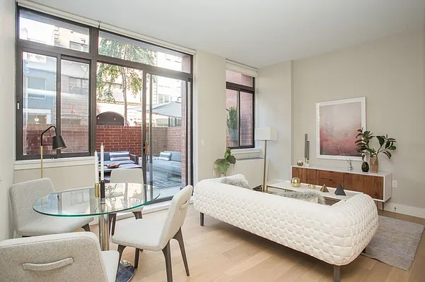 Rented by MNS Marketing | media 1