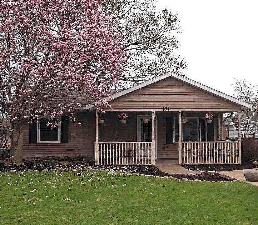 1st image of 191 Longfellow Dr