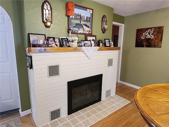 5th image of 1142 Villa Sites Ave