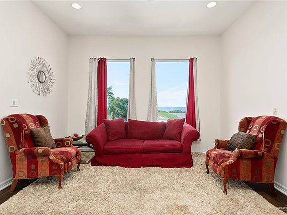 3rd image of 100 Harbor St #61