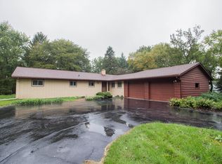 12051 N Briarhill Rd, Mequon, WI 53097
