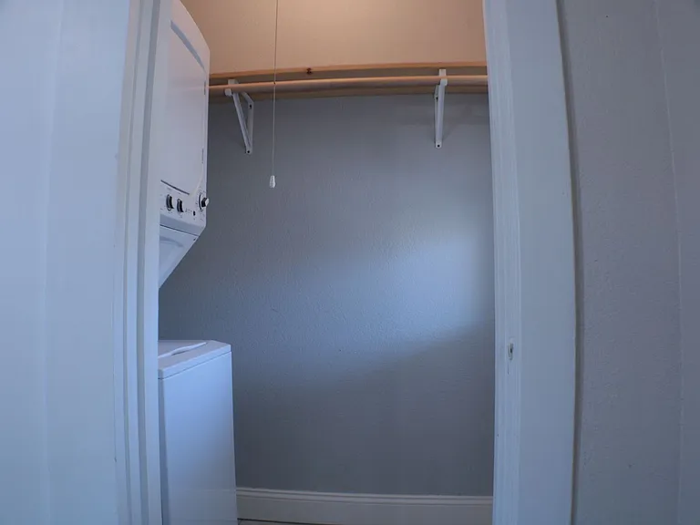 3825 Baltimore Ave — Photo 27