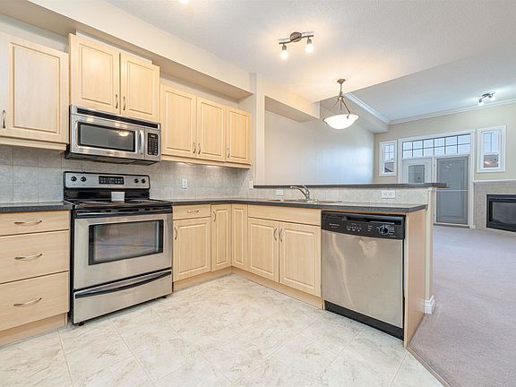 5th image of 12408 15th Ave SW #419