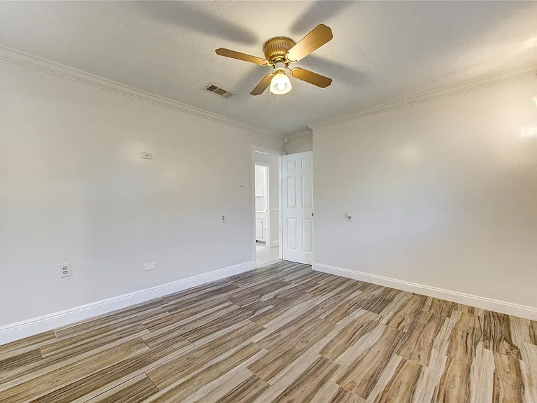14238 Old Humble Rd — Photo 17