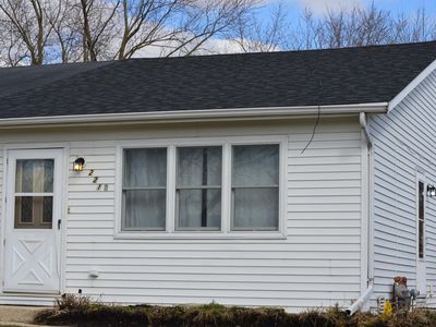 (Undisclosed Address), North Aurora, IL, 60542