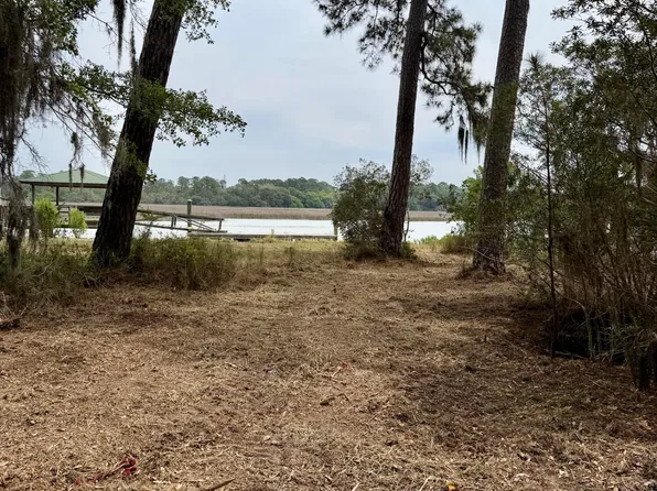 2233 Be Wheatley Dr, Beaufort, SC 29902