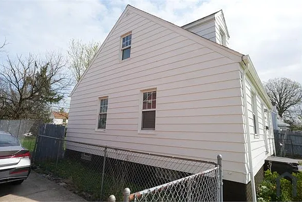 16401 Lotus Dr — Photo 4